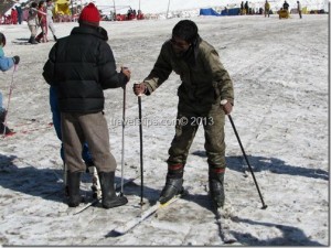 Skeeing-RohtangPass-Manali_thumb.jpg